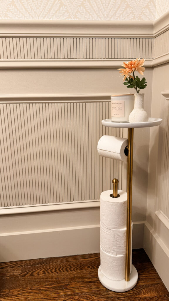 Using wainscoting in the powder, toilet paper holder